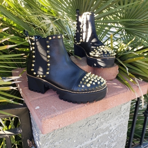 Cape Robbin Spiky Combat Ankle Boots - Picture 2 of 12
